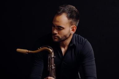 Saxophone lessons (All levels and styles) /Saxophone Unterricht (Alle Niveaus und Stile) course image