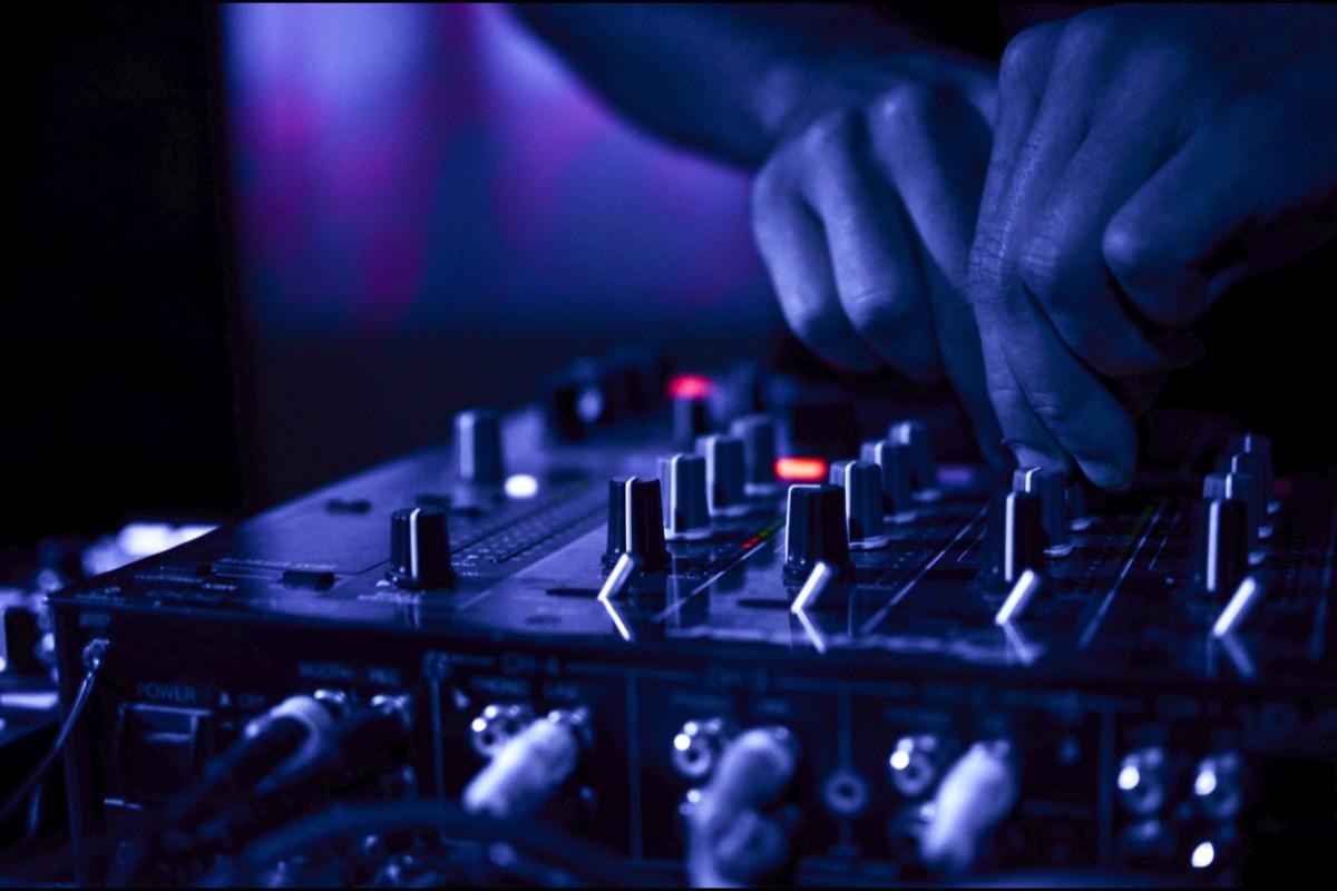 Privater DJ Unterricht - Private DJ lessons course image