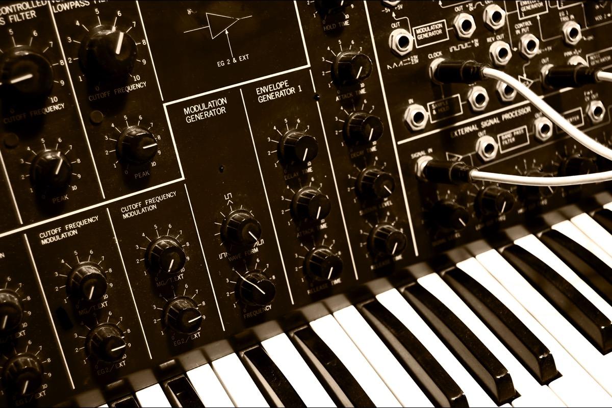 Privater Synthesizerunterricht - Private Synthesizer lessons course image