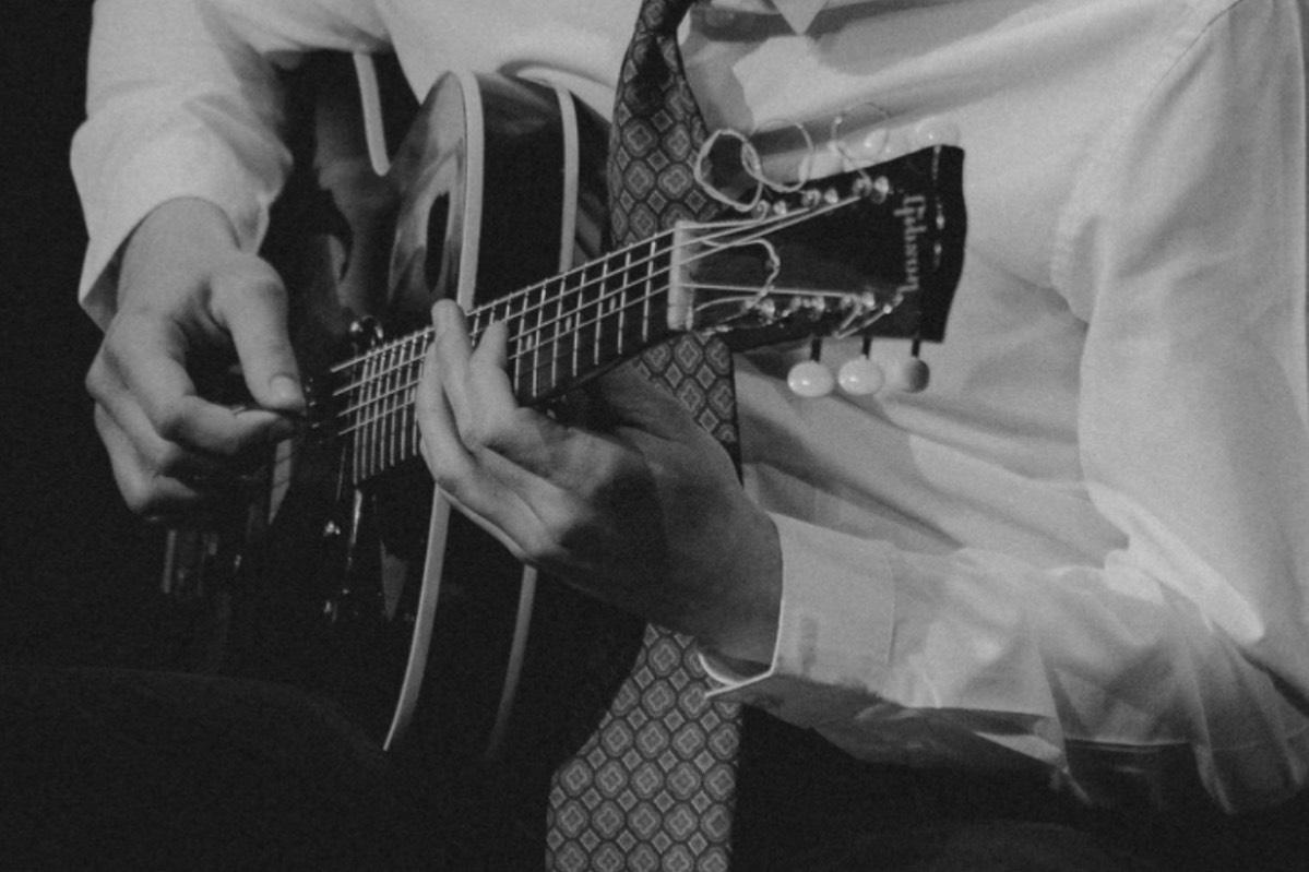 Privater Gitarrenunterricht - Private Guitar lessons course image
