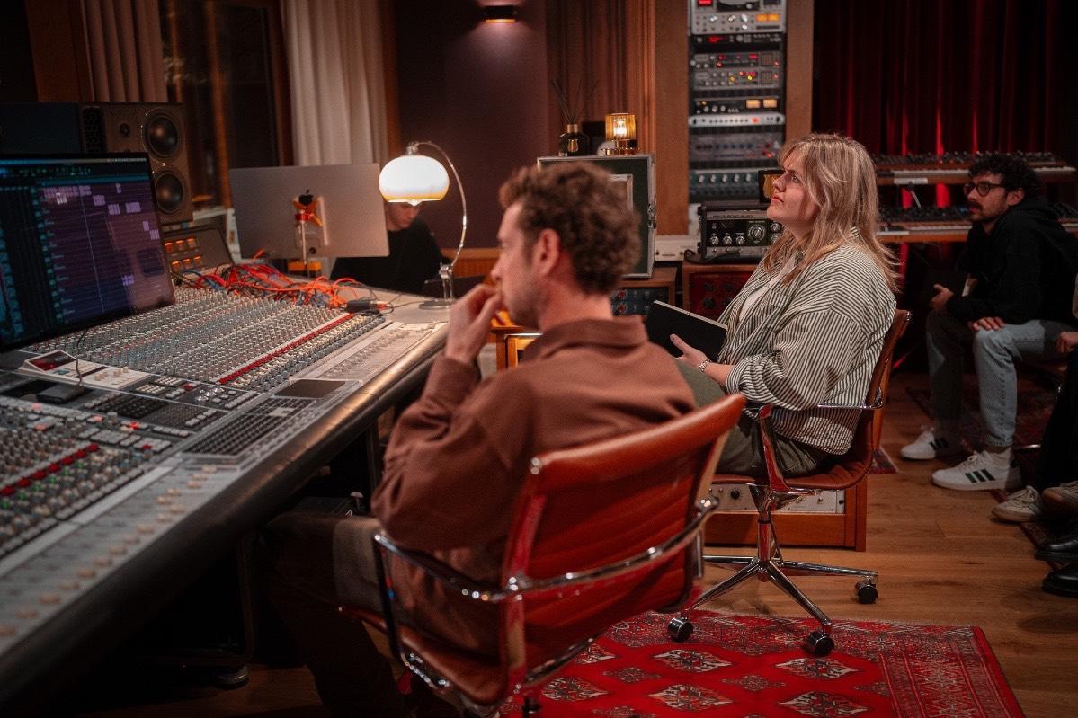 Mix Your Music (Basics) – bring deine Songs auf das nächste Level course image