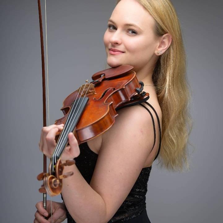 Anja Maria Schärlinger