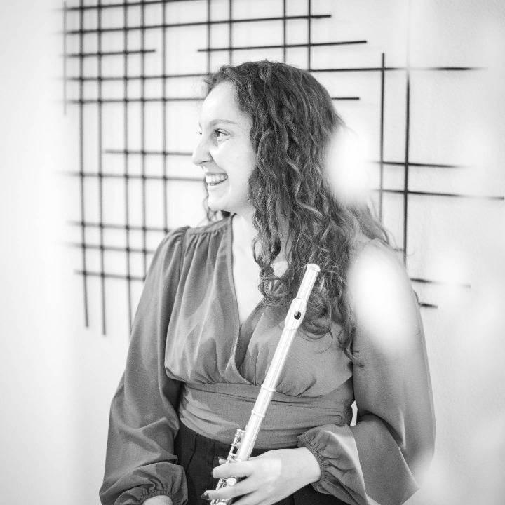 Ana Carolina  Soares 