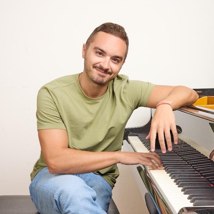 Yuri Storione