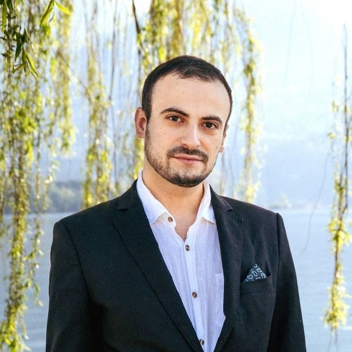 Adelajd Zhuri
