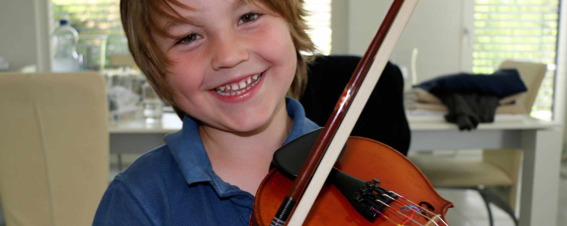 Violinunterricht für Kinder und Jugendliche an der Goldküste.