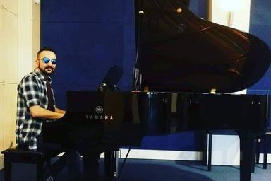 Privater Klavierunterricht - Private Piano lessons course image