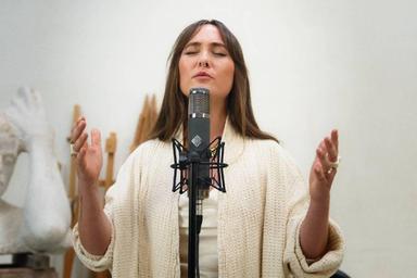 Privater Gesangsunterricht - Private Singing lessons course image