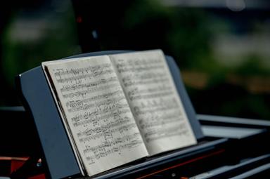 NOT AVAILABLE (Reserviert für L.) course image