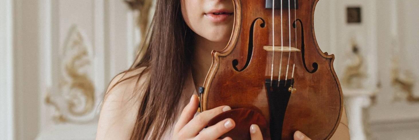 Mariia Pliskina - Cover