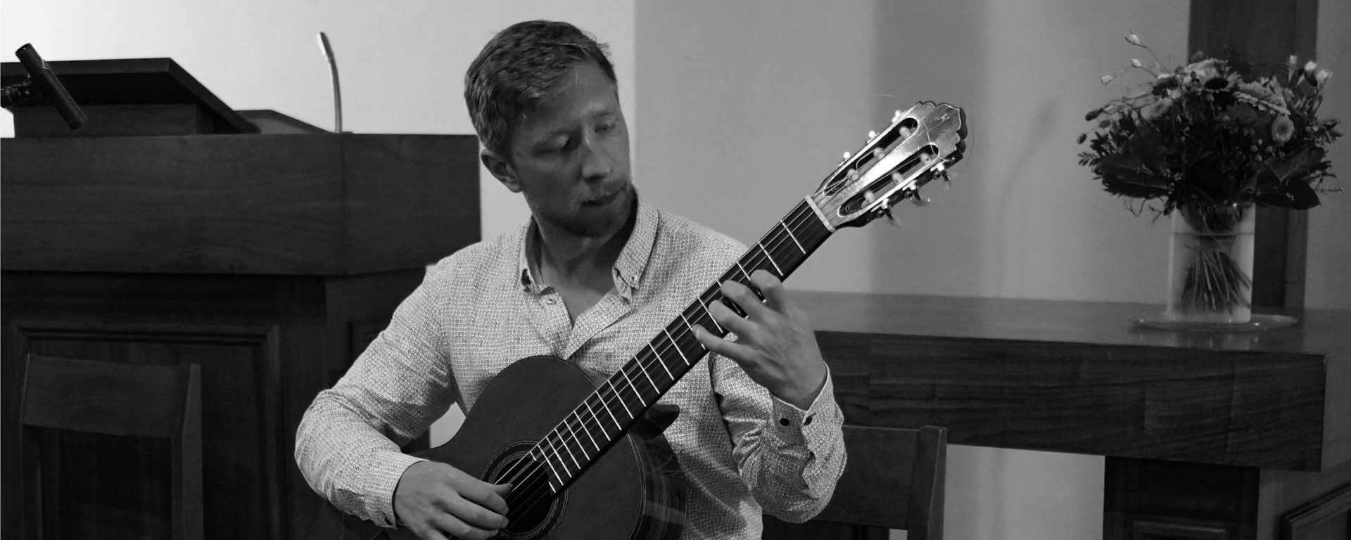 Guitar lessons classical, fingerstyle, latin
