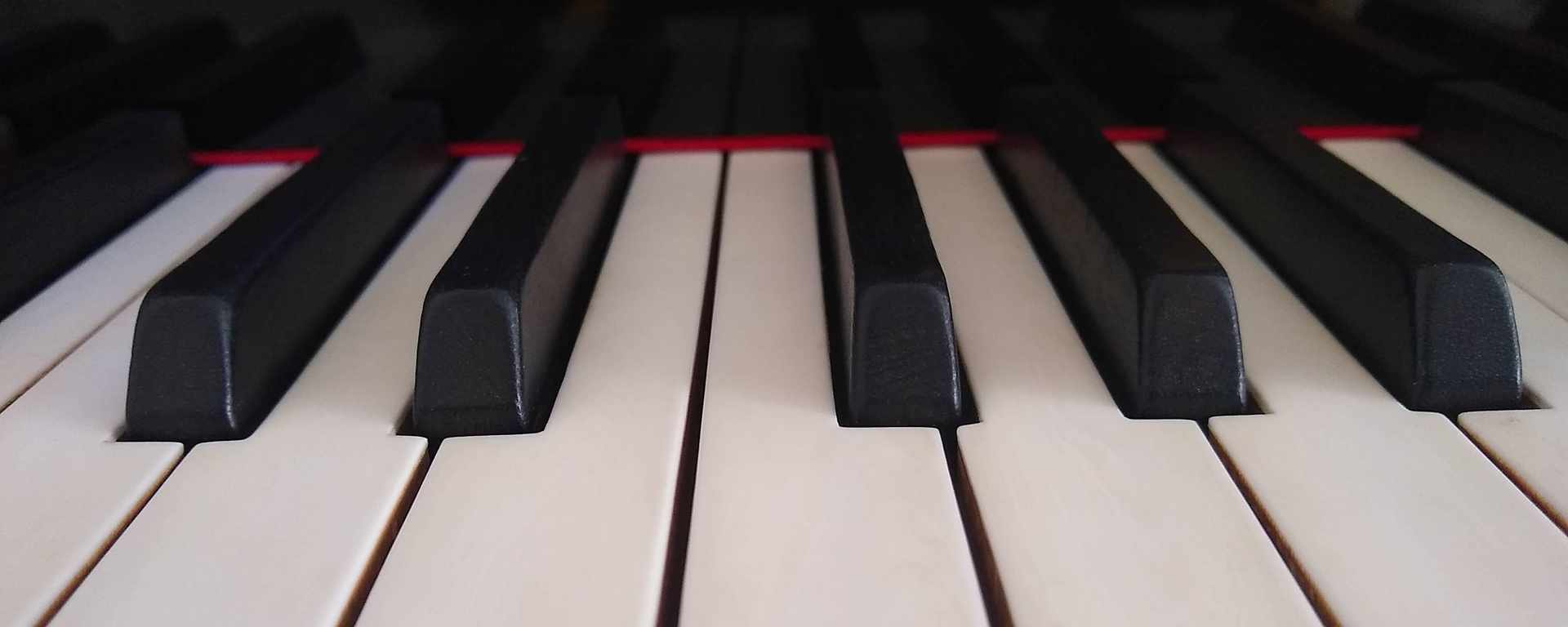 Privaten Klavierunterricht / Private Piano Lessons