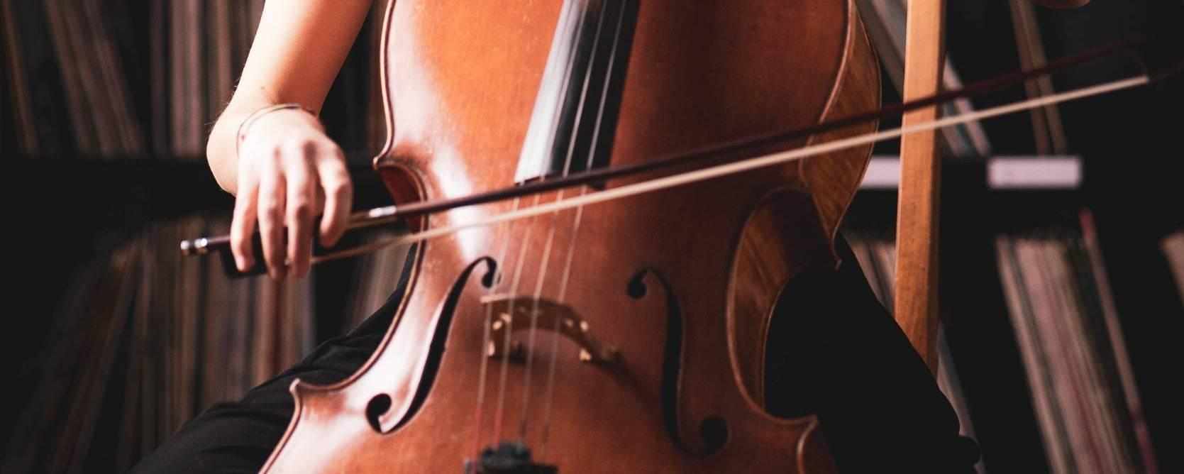 Cellounterricht für alle Niveaus 
