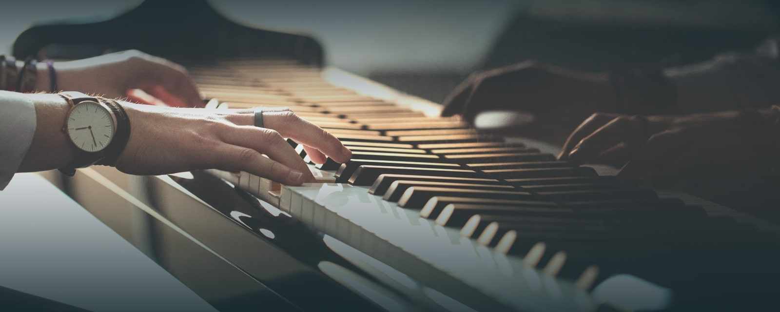 Online Klavierunterricht bei Schweizer Pianist 